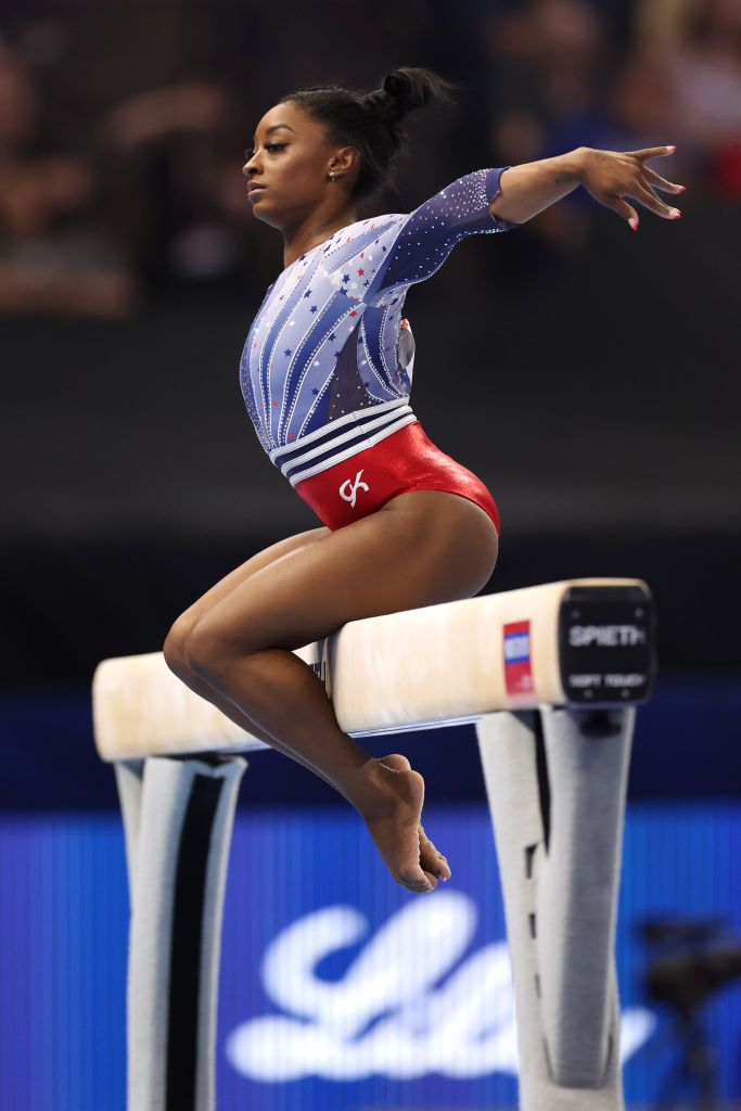 simone biles životna priča