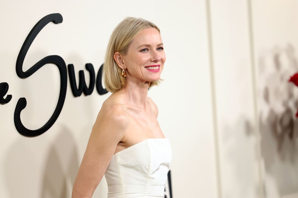 naomi watts menopauza