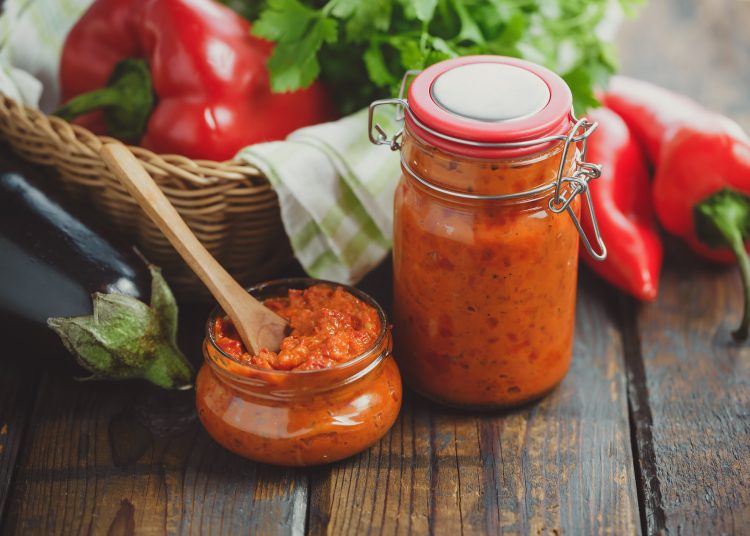 Brzi recept za ajvar - domaći ajvar u manje od sat vremena