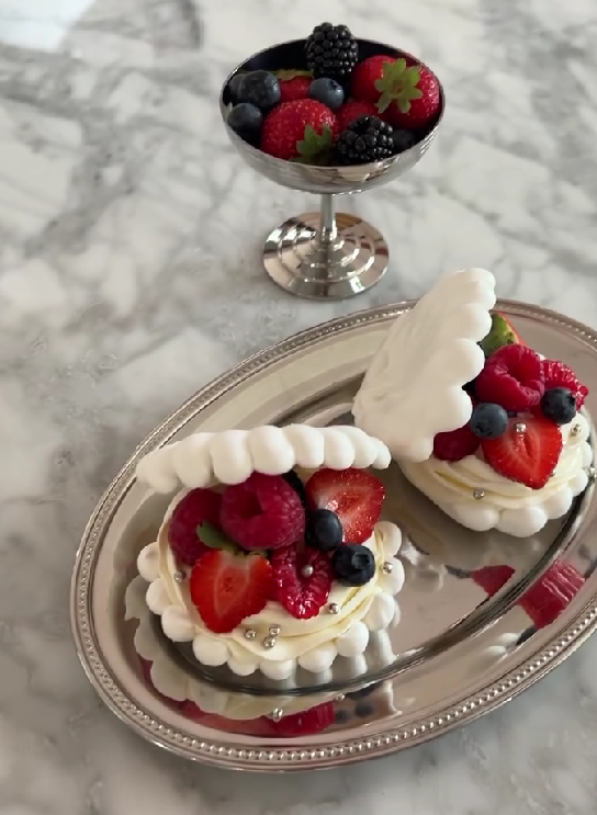 Mini Pavlova u obliku školjke